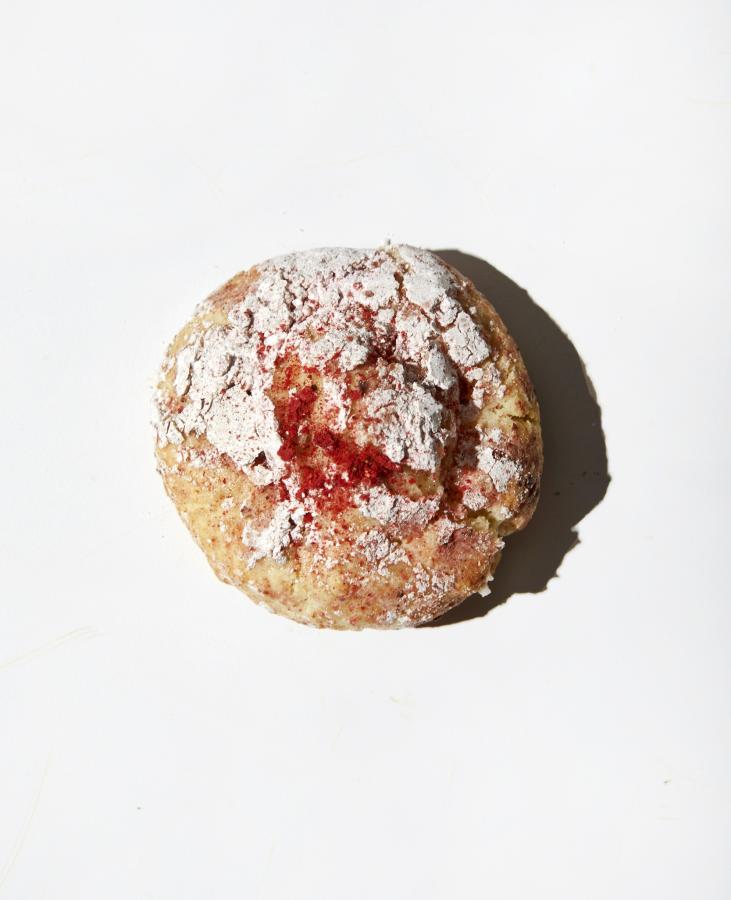 Strawberry Gooey Butter Cookie